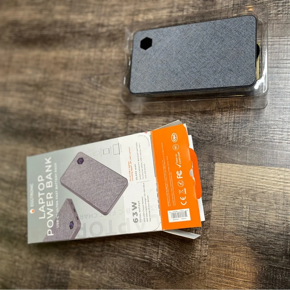 63W high-capacity universal backup battery